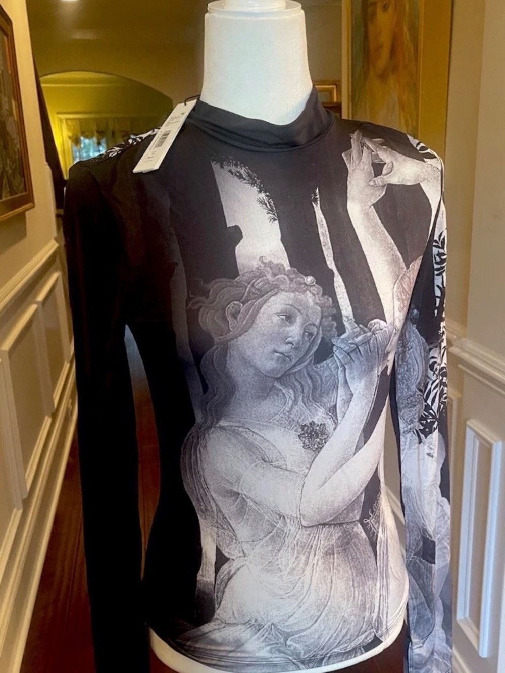 Alice & Olivia Delaina Mock T-neck Renaissance Fresco Body Con Top Size Med NWT - Picture 7 of 14
